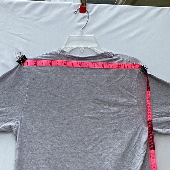 Classic Barney’s New York t-shirt. Made in Italy size medium. Light grey - Picture 5 of 7